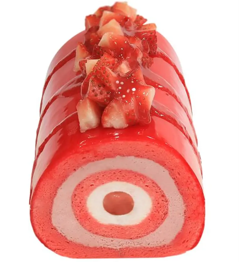 Kyo Roll En ต้อนรับวาเลนไทน์ ด้วย Strawberry Romance ที่สุดของความอร่อยแบบหวานละมุน