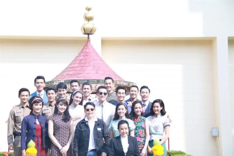 “พี่ปิ่น - ณัฏฐนันท์” บิ๊กบอสจากค่ายทีวีซีน จับพระนางคู่ขวัญคู่ใหม่ “เจมส์ มาร์ ประกบ เดียร์น่า” ในละครบู๊ดราม่าสุดเข้มข้น “ชาติเสือพันธุ์มังกร”