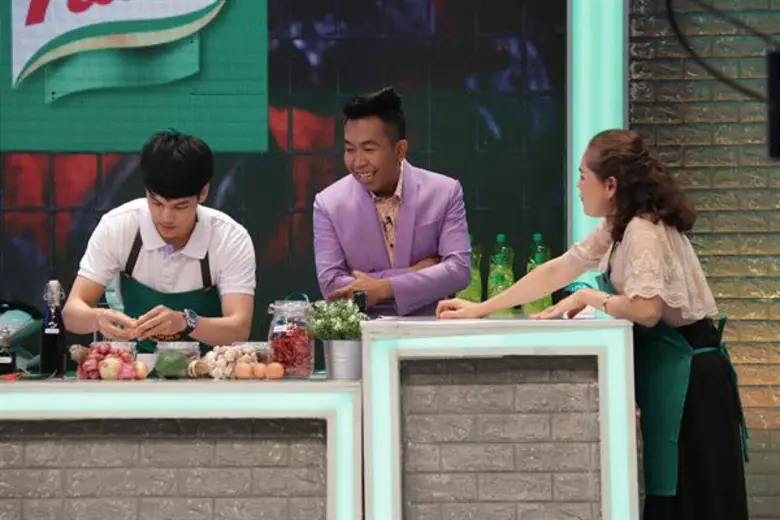 "My Mom Cooks" (มาย มัม คุก) รายการทำอาหา...