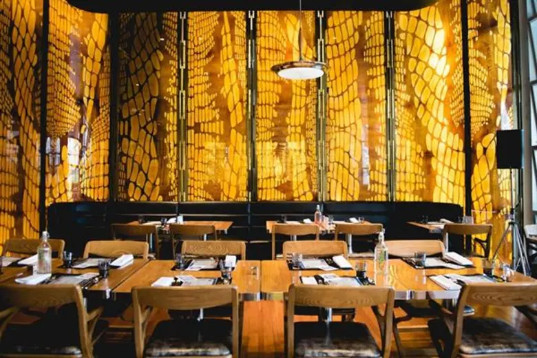 โรงแรมดับเบิ้ลยู กรุงเทพ ชวนคุณมาเฉลิมฉลองเทศกาลตรุษจีน ด้วยบุฟเฟ่ต์อาหารนานาชาติ 2 แบบ 2 สไตล์สำหรับมื้อกลางวันและมื้อเย็น ที่ เดอะคิทเช่นเทเบิ้ล