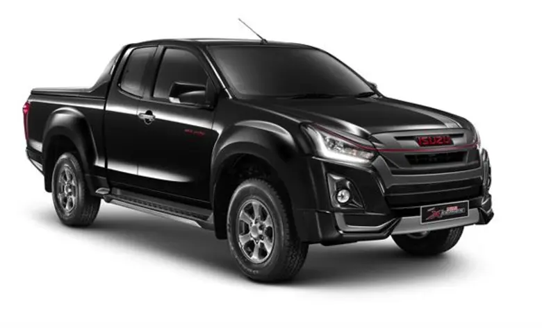 กลุ่มตรีเพชร โดย มร. โทชิอากิ มาเอคาวะ กร...