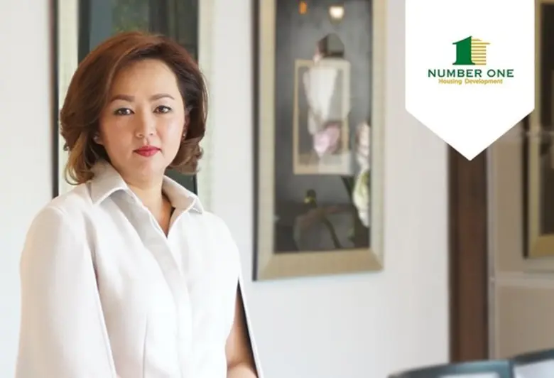 คุณสุกัญญา สุวรรณนภาศรี กรรมการบริหาร บริ...