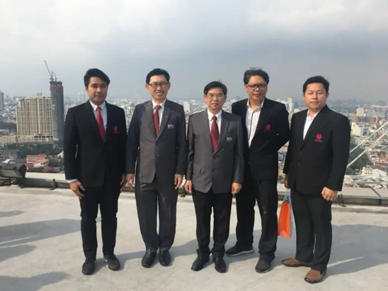 ผู้ช่วยศาสตราจารย์ ดร.วิรัช เลิศไพฑูรย์พั...