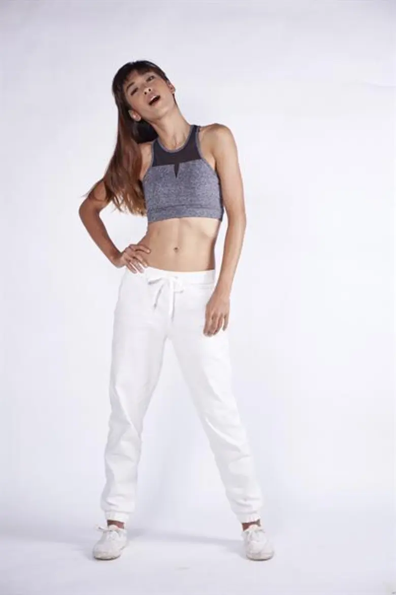 2 นักเต้นแถวหน้าเมืองไทย ครูแนท และ ครูโมโม่ ชวนน้องๆ สายแดนซ์ร่วมประกวด  “ดีโด้สตรีทแดนซ์โชว์”  ชิงเงินรางวัลรวมสูงสุด 300,000 บาท