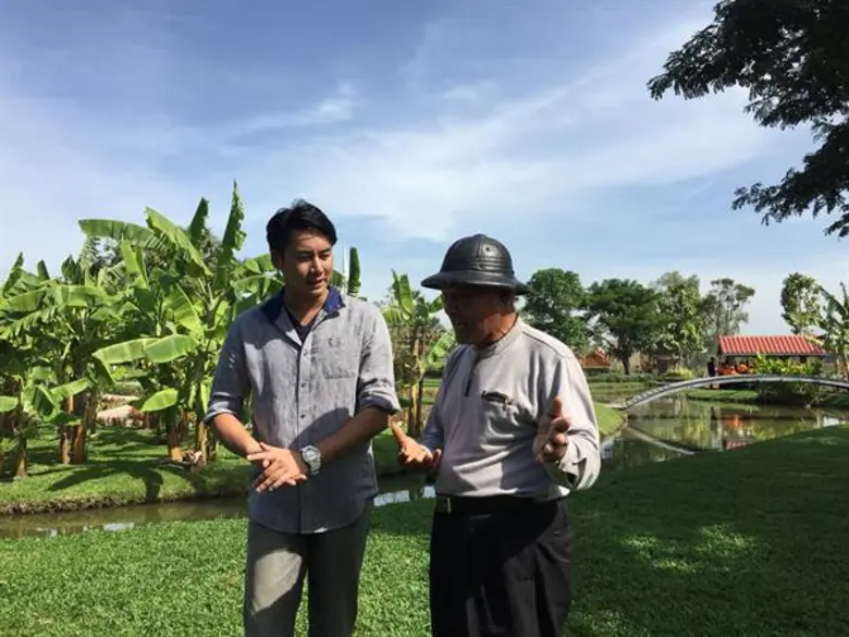 สัมผัสวิถีชีวิตพอเพียง ณ ศูนย์การเรียนรู้เศรษฐกิจพอเพียง “บ้านของพ่อ ใน หนองโพ ๙ ตามพระราชปณิธาน สานต่ออาชีพที่พ่อให้