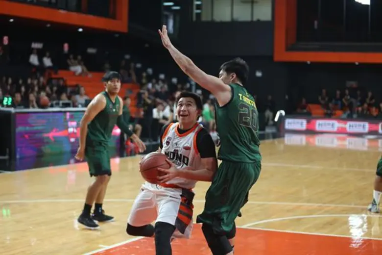 ผลคะแนนบาสเกตบอล TBSL 2018 ระหว่างคู่โมโนแวมไพร์กับโมโนทิวไผ่งาม