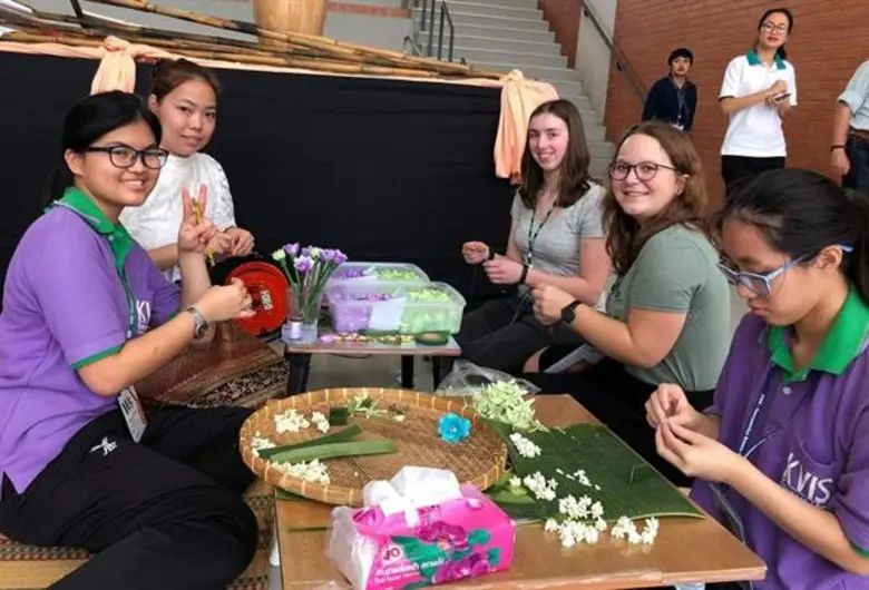 รร.กำเนิดวิทย์จัดเวทีโชว์ผลงานวิจัยของเยาวชนไทยและนานาชาติ