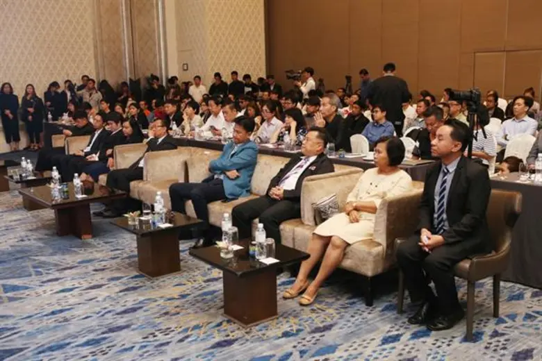 กรมส่งเสริมอุตสาหกรรม จับมือจุฬาลงกรณ์มหาวิทยาลัยเปิดตัว“DIP SME Academy” และระบบการเรียนรู้อิเล็กทรอนิกส์ ผลักดันแนวคิดนวัตกรรมเชิงสร้างสรรค์ พัฒนาศักยภาพต่อยอดธุรกิจเพื่อผู้ประกอบการรุ่นใหม่ในยุคเศรษฐกิจ 4.0