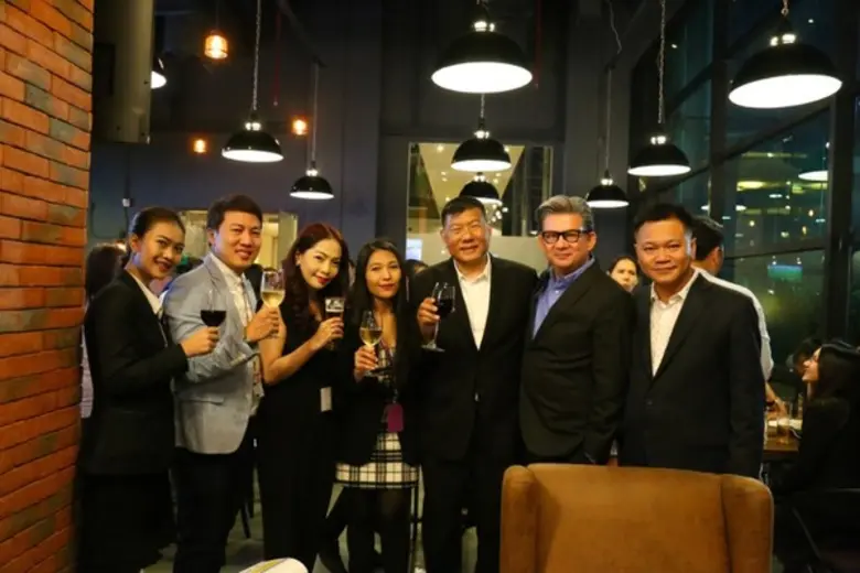 "ทัชดาวน์" สปอร์ตบาร์ เปิดให้บริการทุกวัน...