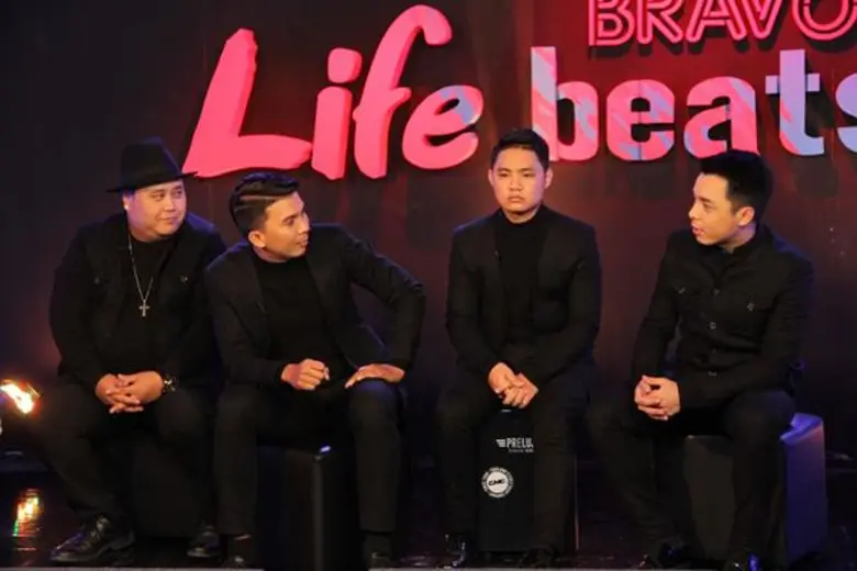 เป็นอีกหนึ่งวงดนตรีของเมืองไทยที่ โดดเด่น...