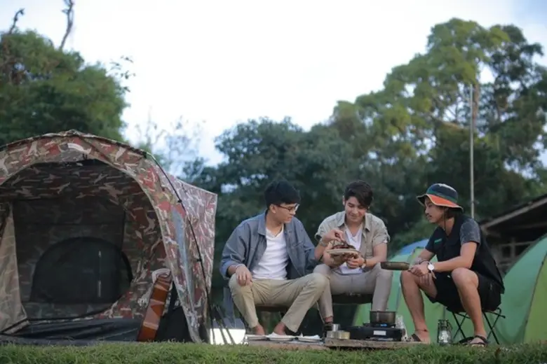 ถึงเวลาที่จะพาผู้ชมออกตะลอนทัวร์ครั้งใหม่...