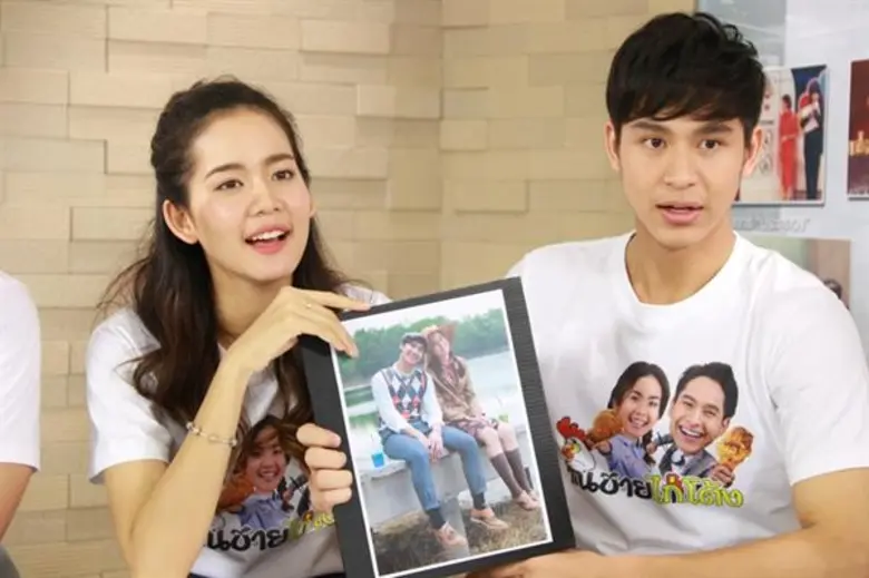 “โดนัท-โบว์” จับคู่จิ้น...ชวน “จิณณ์-แจมมี่-มิ้งค์” เม้าท์เบื้องหลังกองถ่าย ในกิจกรรมไลฟ์สดละคร “คุณชายไก่โต้ง” พร้อมชวนชมย้อนหลังที่ YouTube CH7