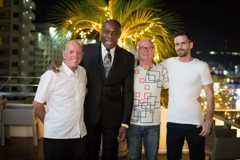 งานแถลงข่าวนักมวยดีกรีระดับแชมป์โลก "แฟรง...