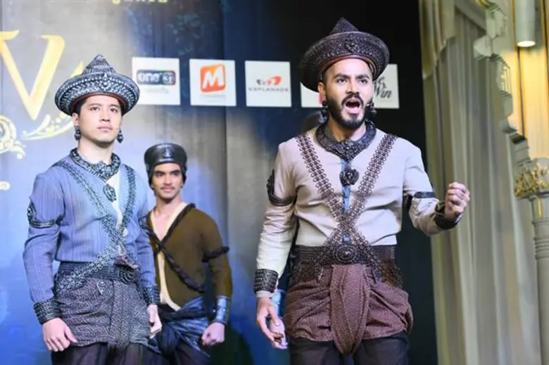 แถลงข่าว ละครเพลง “พระร่วง เดอะมิวสิคัล” “ท็อป จรณ” นำทัพนักแสดงจัดโชว์พิเศษเรียกน้ำย่อย