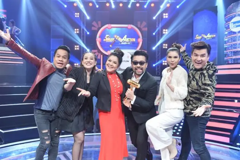 ทีวีไกด์: รายการ "Singer Auction เสียงนี้มีราคา"  รวมตัวเหล่าตำนานเพลงลูกทุ่ง “ฝน – ฮาย – ยิ่งยง – จิ้งหรีดขาว – รุ่ง” ระเบิดอารมณ์ใช้เงินซื้อเสียง