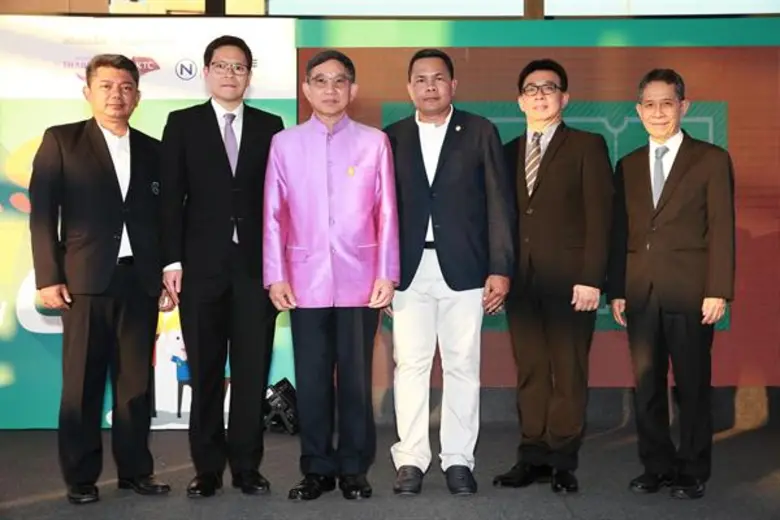 พลอากาศเอก ดร.ประจิน จั่นตอง รองนายกรัฐมน...