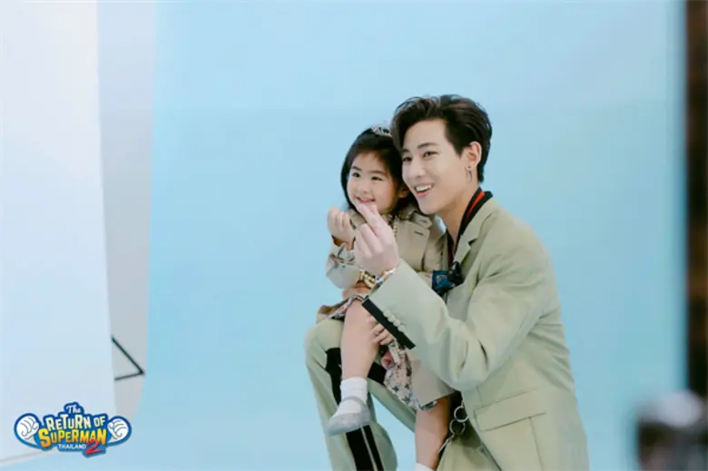 ถ้าไม่ใช่ติ่งชูใจมีแหกกกกกกันละค่า เมื่อไ...