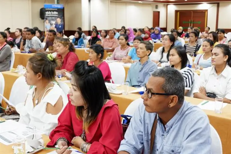 ธ.ไทยเครดิต เพื่อรายย่อย เดินหน้าจัดอบรมด้านการเงินให้กับผู้ค้ารายย่อยทางภาคใต้ ในโครงการ “พ่อค้าแม่ค้าพากเพียร” ที่ จ.นครศรีธรรมราช