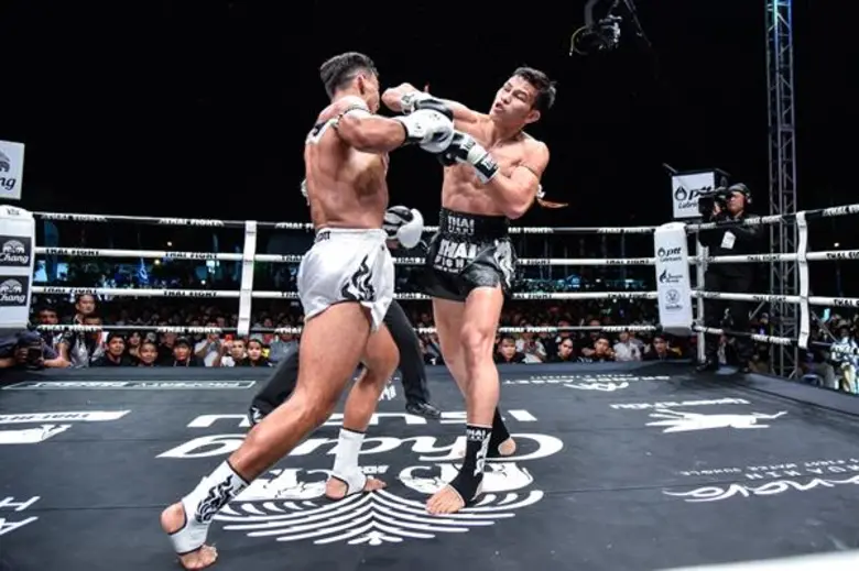 อีซูซุร่วมยินดี...นักมวยไทยครอง 4 ถ้วยพระราชทานพระมหากษัตริย์ไทย 2 รัชกาล ใน “THAI FIGHT 2017” รอบชิงชนะเลิศ