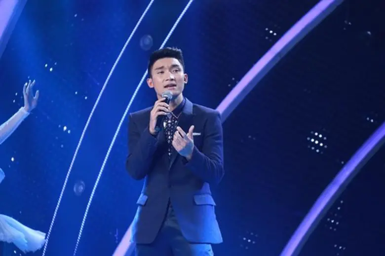 ถ่ายทอดสด จากสตูดิโอเวิร์คพอยท์ กับการขับเคี่ยวกันม...