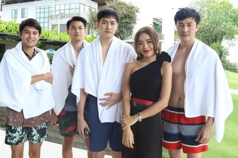 เบื้องหลัง "พ่อปลาไหล" ฟิล์ม สยบปาก ฝ้าย ด้วยจูบ