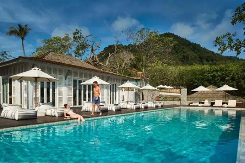 หากคุณเป็นชาวภูเก็ตและกำลังมองหาที่พักสุด...