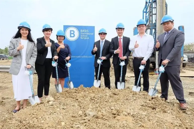 แคโรไลน์ แมคกาวีย์ ซีอีโอจากสถาบัน BASIS ...