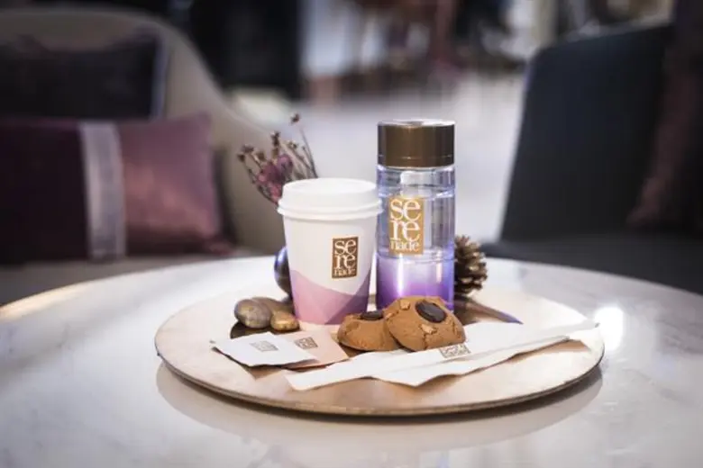 AIS ขยาย Serenade Club เป็น 20 สาขา รองรับลูกค้าที่เพิ่มมากขึ้นอย่างต่อเนื่อง พร้อมพลิกโฉมใหม่ เพื่อให้ลูกค้าได้รับประสบการณ์สุดพิเศษยิ่งขึ้น