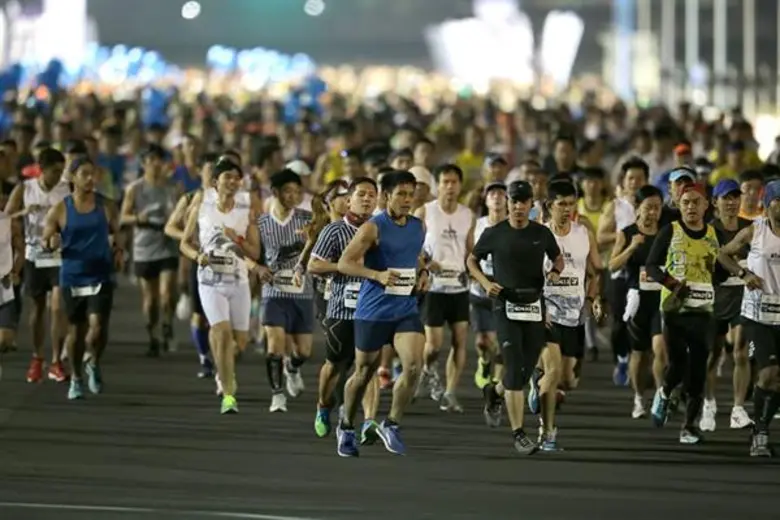 "บุรีรัมย์ มาราธอน 2018" คึกคัก! นักวิ่งอีลิทระดับโลกตอบรับเข้าชิงชัย ร่วมกับปอดเหล็กชาวไทยนับหมื่นคน