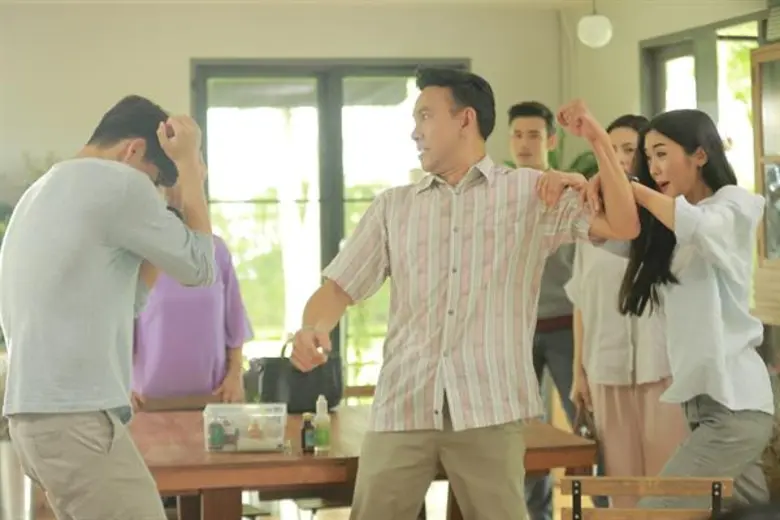 แฟนๆ เตรียมจิกหมอนดู “แหวนดอกไม้” “พุฒ” เคลิ้มจูบ “ยิปโซ” สุดฟิน!!