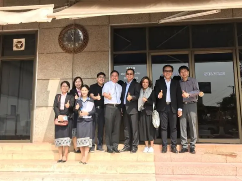 นายสมภพ ศักดิ์พันธ์พนม ประธานเจ้าหน้าที่บ...