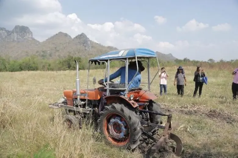 กรมส่งเสริมการเกษตรขานรับนโยบายรัฐบาล เดิ...