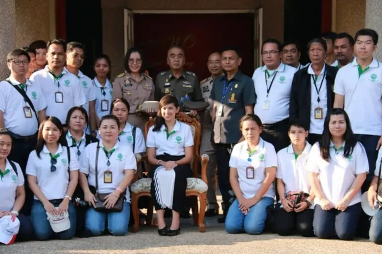 คุณสิริกิติยา เจนเซน นำข้าราชการ เจ้าหน้า...