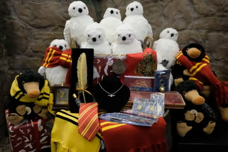 ใครว่าโลกเวทมนตร์จะเฮงรับตรุษจีนไม่ได้!! ...