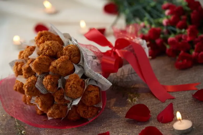 ไอเท็มเซอร์ไพรซ์ สร้างวาเลนไทน์ "สุดแซ่บ" ให้คู่รัก