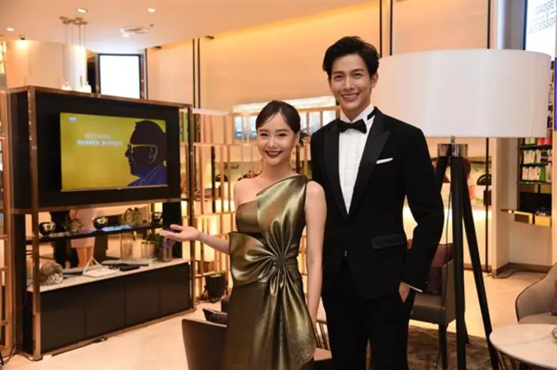 “พุฒ-เต้ย” สุดประทับใจ ร่วมสัมผัสมิติใหม่งานบริการเหนือระดับที่ “เซเรเนด คลับ” โฉมใหม่