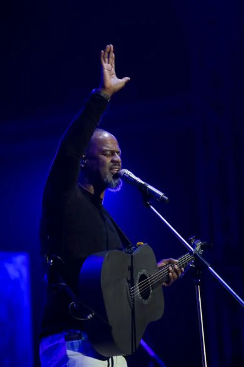 เปิดฉากเทศกาลดนตรีแจ๊สนานาชาติไปอย่างสวยงามกับคอนเสิร์ตแจ๊สคุณภาพ Thailand International Jazz Festival 2018 ที่คอเพลงแจ๊สกว่า 5,000 คน ได้ดื่มด่ำไปกับสุดยอดศิลปินแจ๊สระดับโลกในเวทีเดียวกัน