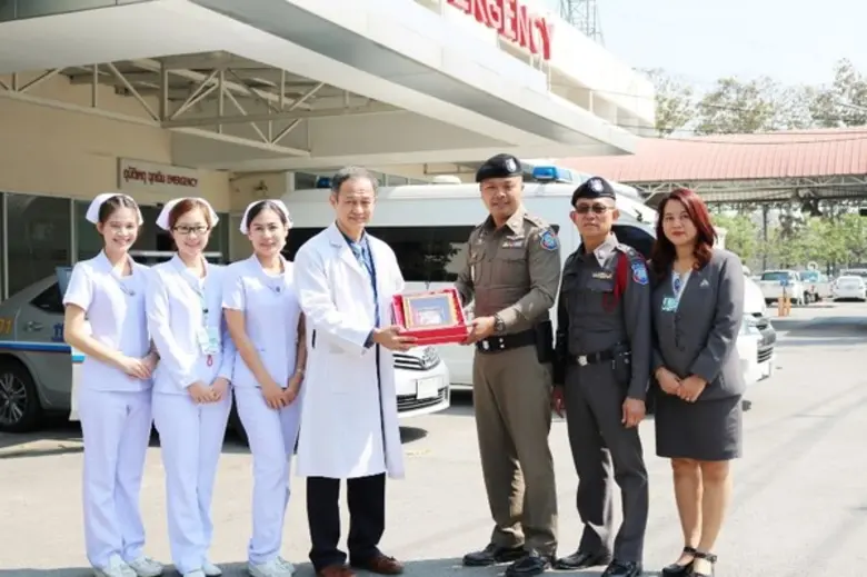 นพ.ดุสิต ศรีสกุล ผู้อำนวยการ โรงพยาบาลลาน...