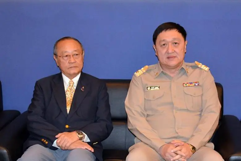 นายประสงค์ พูนธเนศ อธิบดีกรมสรรพากร เป็นป...