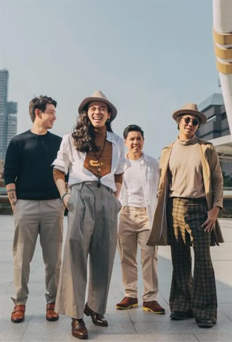 พอส ดึง นะ โพลีแคท ร่วมเติมเคมีความรัก ใน คนที่แสนธรรมดา