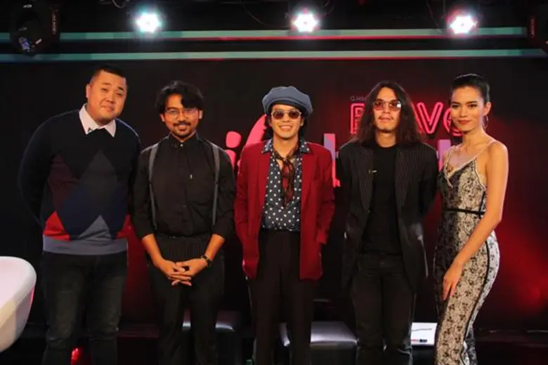 ถ้าพูดถึงนักร้องนักแต่งเพลงอาร์ตตัวพ่อคงต...