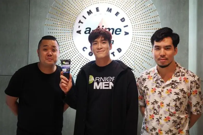 “อาเล็ก” แพรวพราว สวมบทโปรดิวเซอร์ โชว์ลีลาสัมภาษณ์สาว ไม่ทิ้งลายหนุ่มขี้เล่น