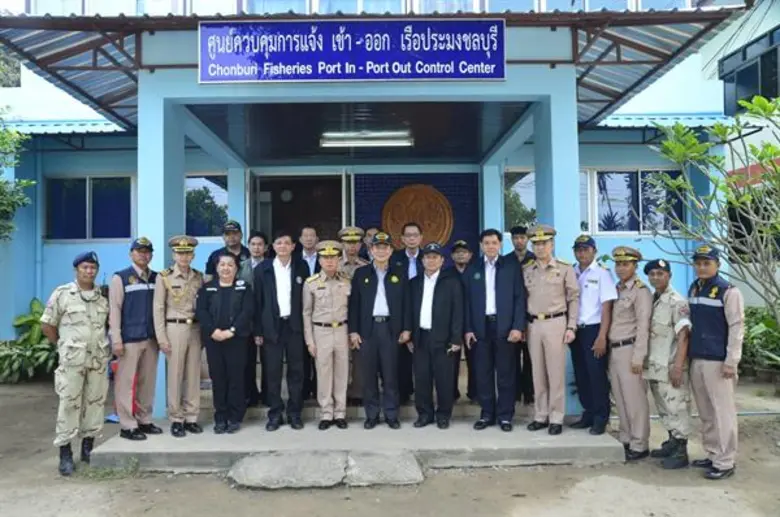 นายลักษณ์ วจนานวัช รัฐมนตรีช่วยว่าการกระท...