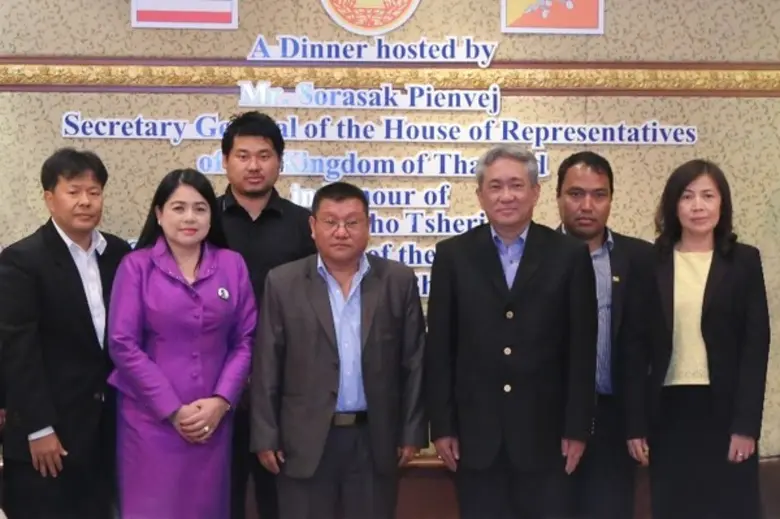 สรศักดิ์ เพียรเวช เลขาธิการสภาผู้แทนราษฎร...