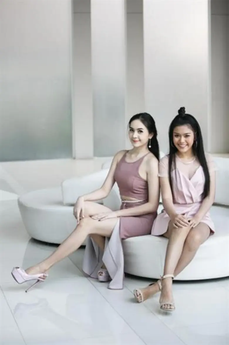 สำหรับนักร้องสาวดาวรุ่งของค่ายอาร์สยามอย่...