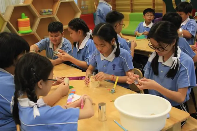 โรงเรียนมาร์มาร่าจินดามณี จับมือ นานมีบุ๊...