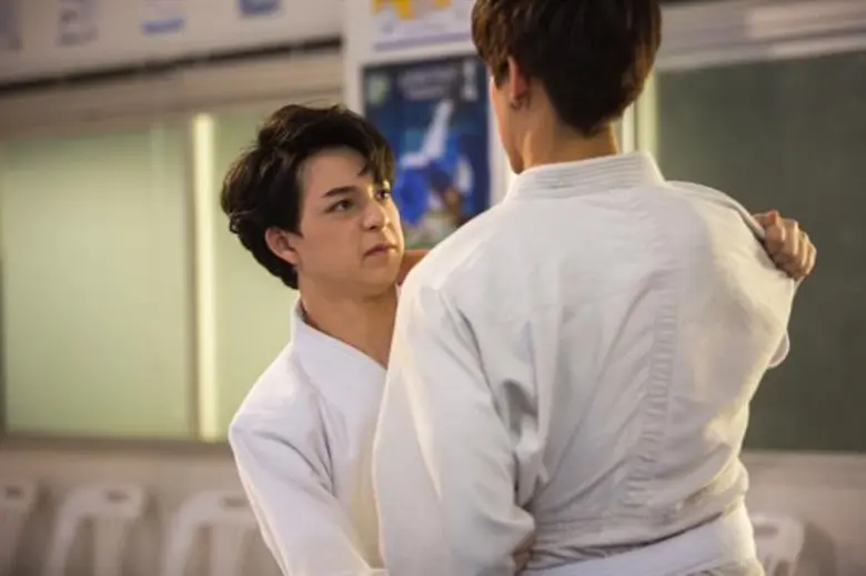 ปล่อยเพลง "คนที่ใช่ไม่ต้องเปลี่ยนอะไรก็ใช...