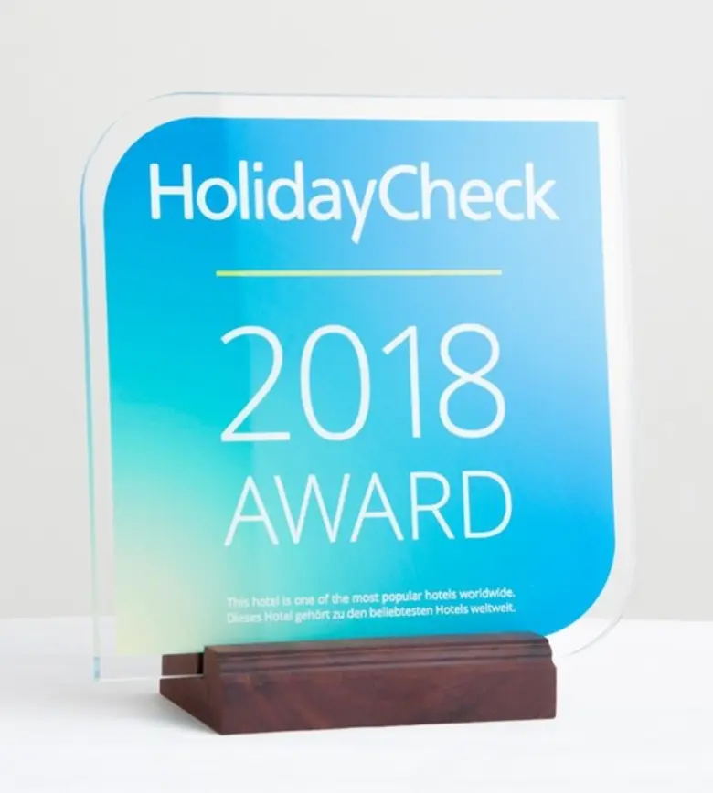 โรงแรมชาเทรียม ริเวอร์ไซด์ กรุงเทพฯ รับรางวัลจากเว็บไซต์ HolidayCheck ประจำปี 2561