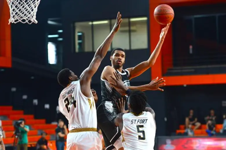 รายงานผลคะแนนบาสเกตบอล GSB TBSL 2018 ไฮเทคกับหลวงพระบาง(ลาว)