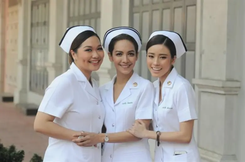 ป้อน-นิพนธ์ ผิวเณร รองกรรมการผู้อำนวยการ-...